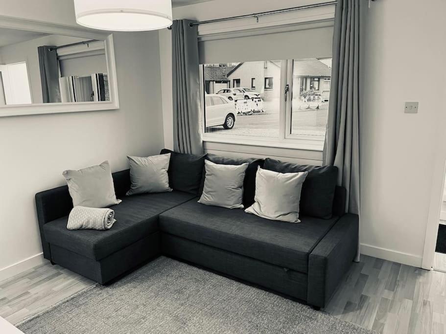 Glenbervie - Beautifully Refurbished, Self-Contained Apartment Dunfermline Exterior foto