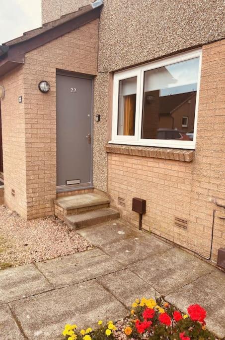 Glenbervie - Beautifully Refurbished, Self-Contained Apartment Dunfermline Exterior foto